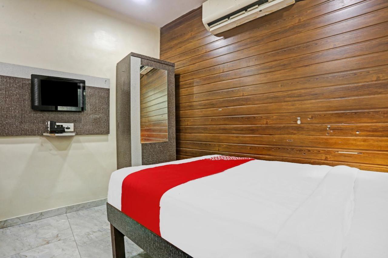 Oyo 84398 Maroshi Residency Mumbai Ngoại thất bức ảnh